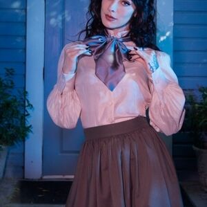 NWT La Femme En Noir Corpse Bride Taupe Victorian Button Down Blouse L